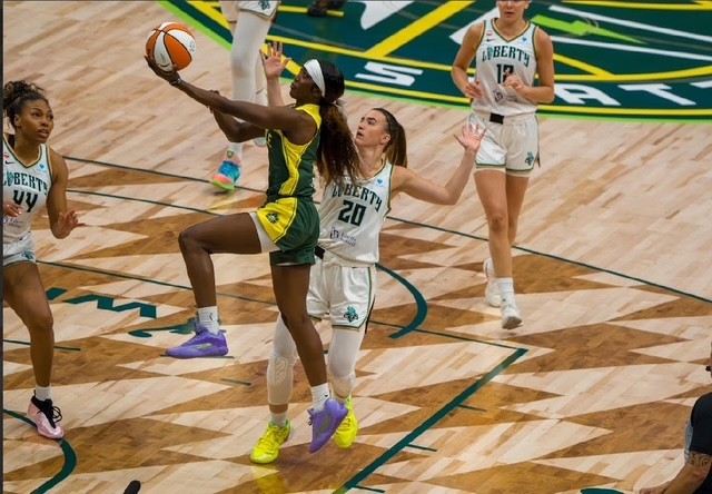 Seattle Storm Ends Losing Streak Against the New York Liberty